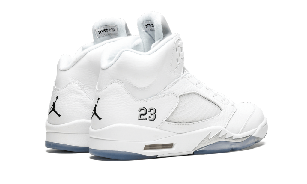 5 Retro "Metallic Silver" 136027 130