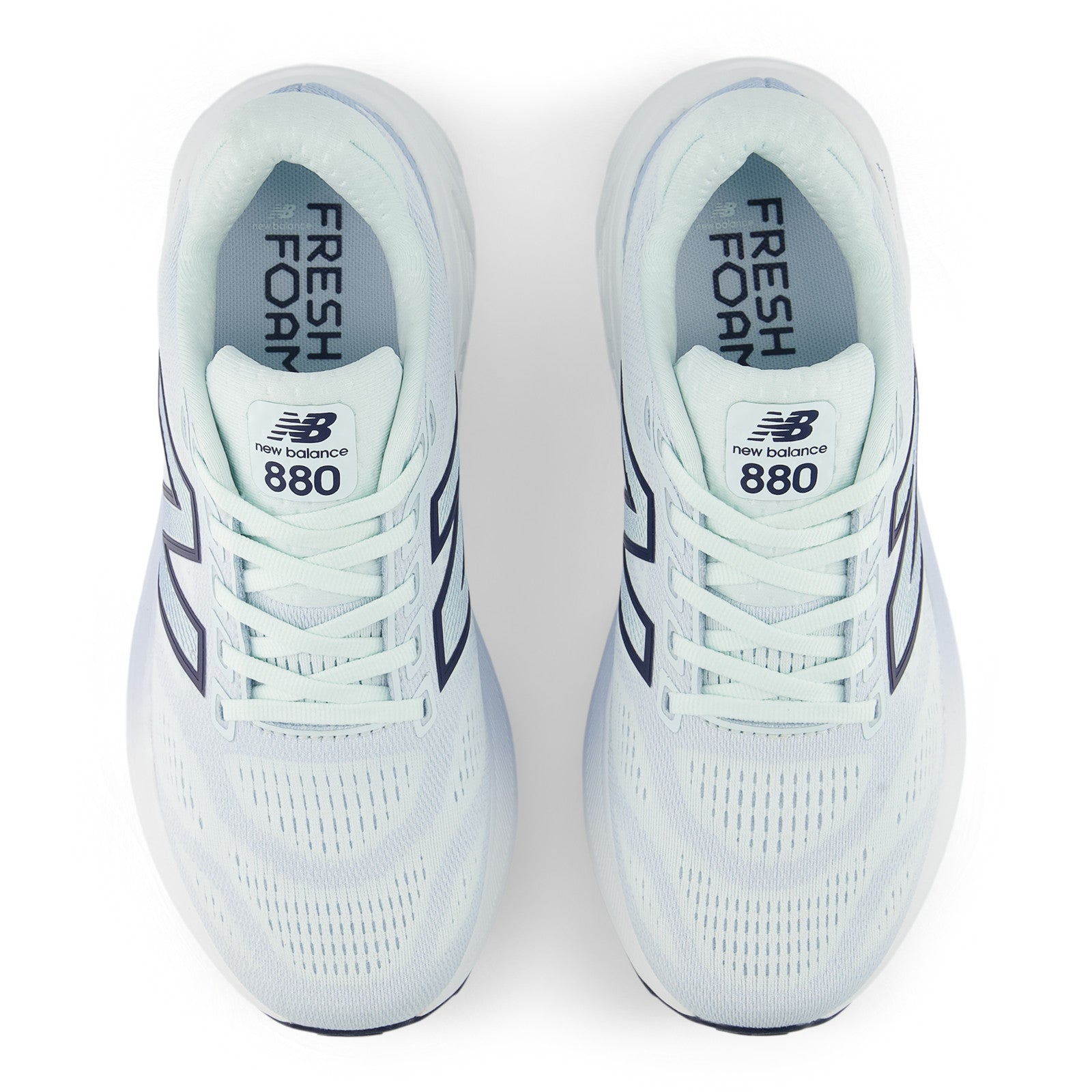 Women's Fresh Foam X 880v15 in Glint Blue with NB Navy