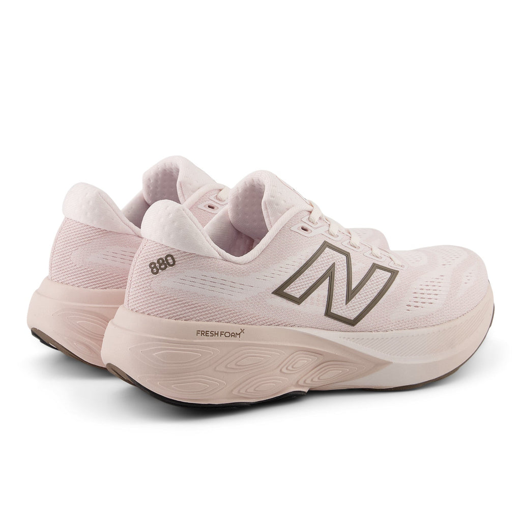 Women's Fresh Foam X 880v15 in Pink Salt