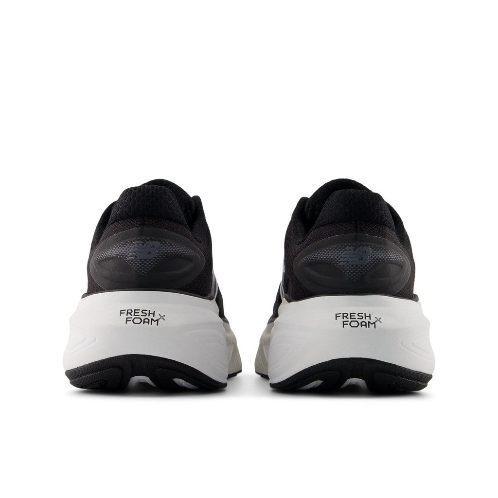 Women's Fresh Foam X More v6 in Black with Grey Matter and Castlerock
