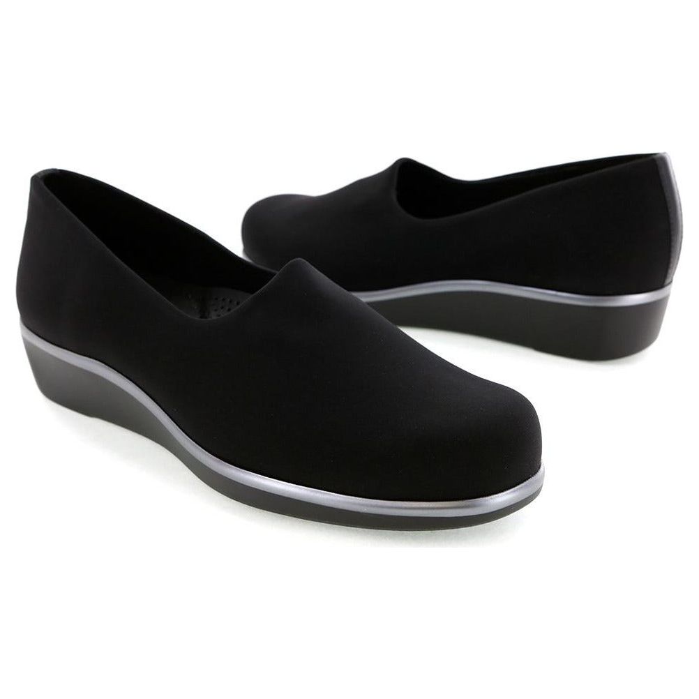 Women's Bliss Slip On Wedge in Black