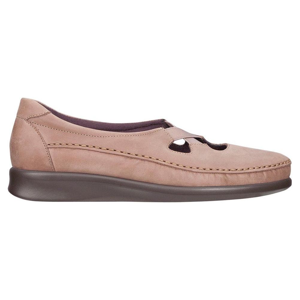 Women's Crissy Slip On Loafer in Praline Wide
