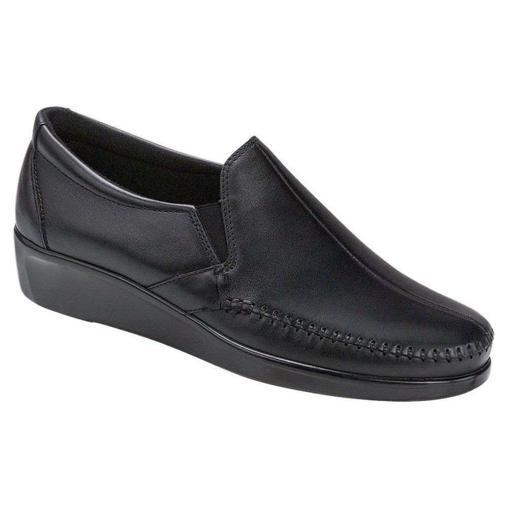 Women's Dream Slip On Loafer in Black
