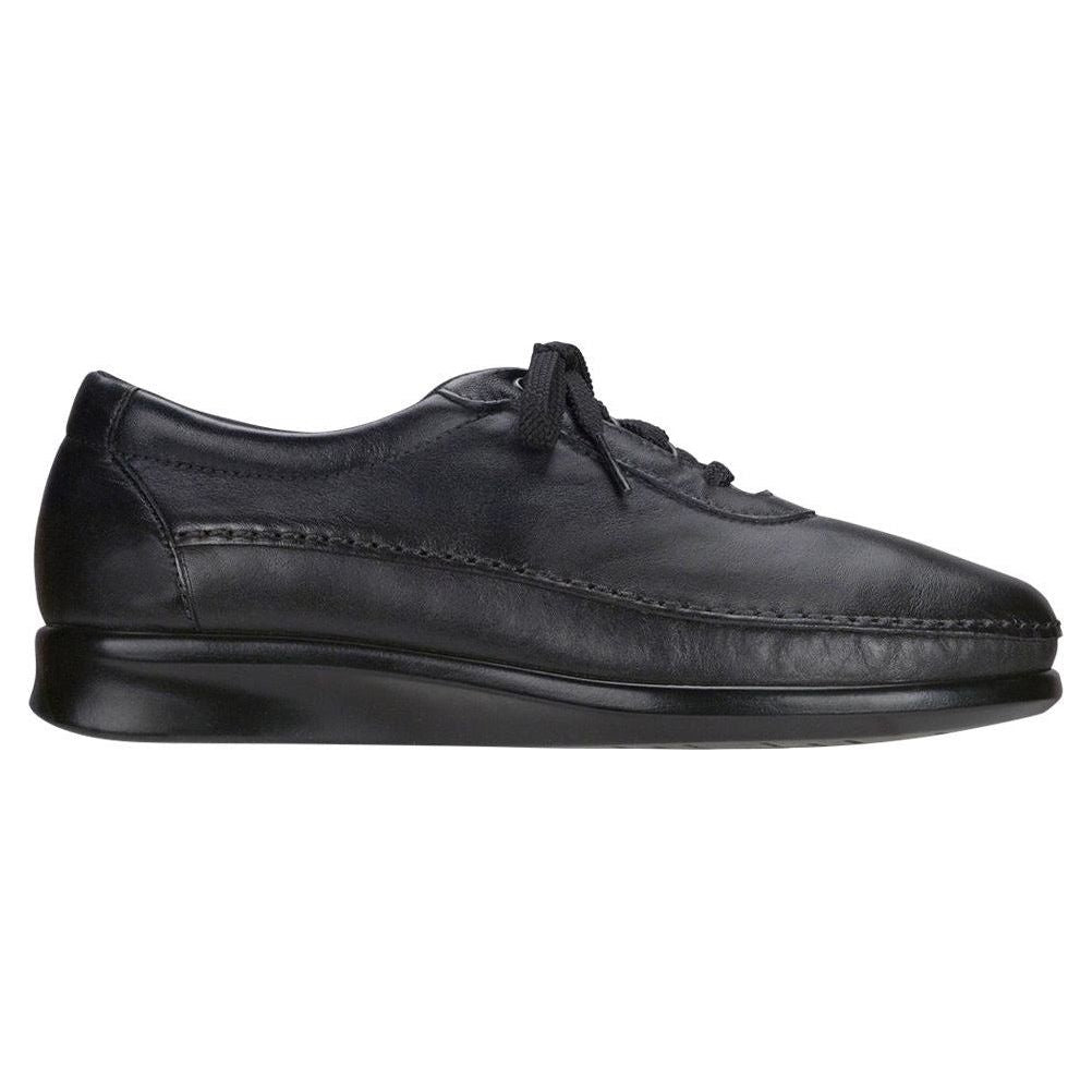 Women's Traveler Active Lace Up in Black