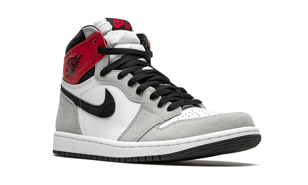 1 Retro High OG "Light Smoke Grey" 555088 126