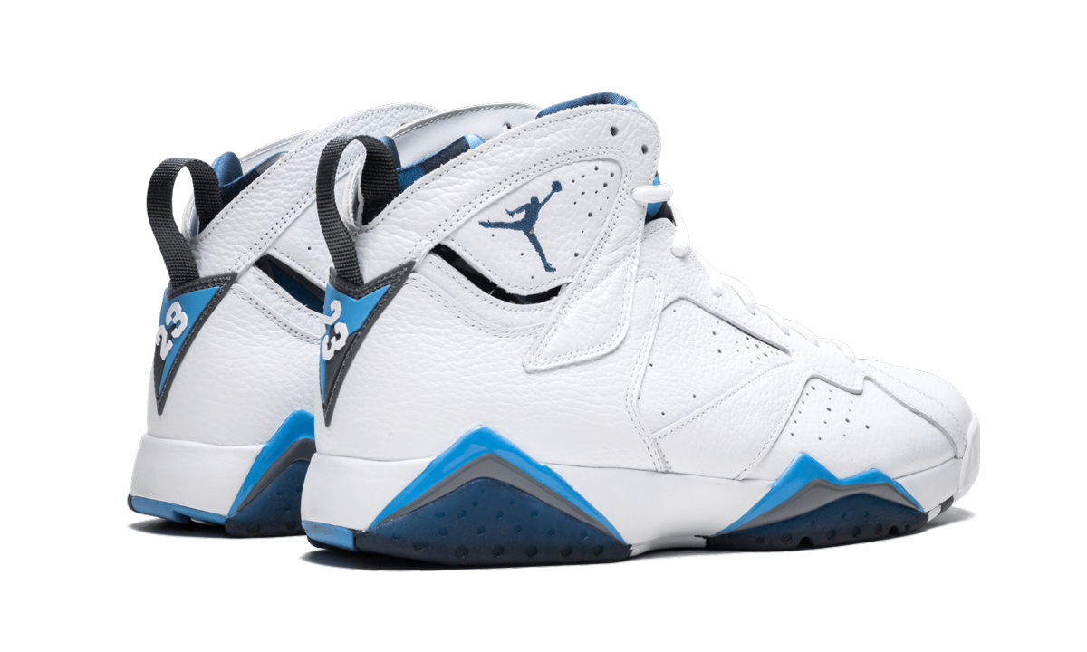 7 Retro "French Blue" 304775 107