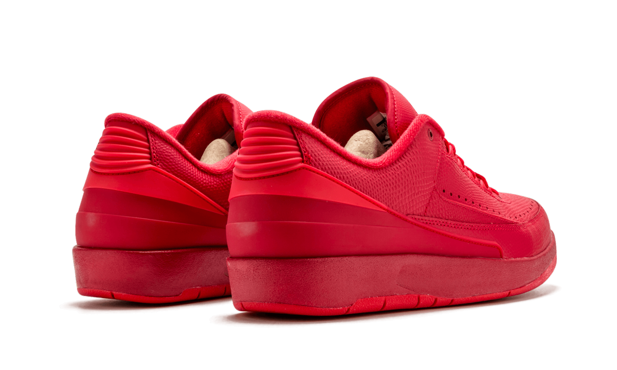 2 Retro Low "Gym Red" 832819 606