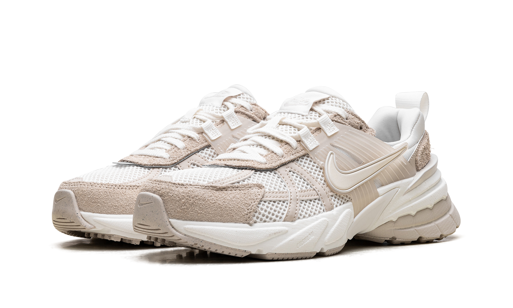 V2K Run WMNS"Sail Sand Drift" HV3917 133