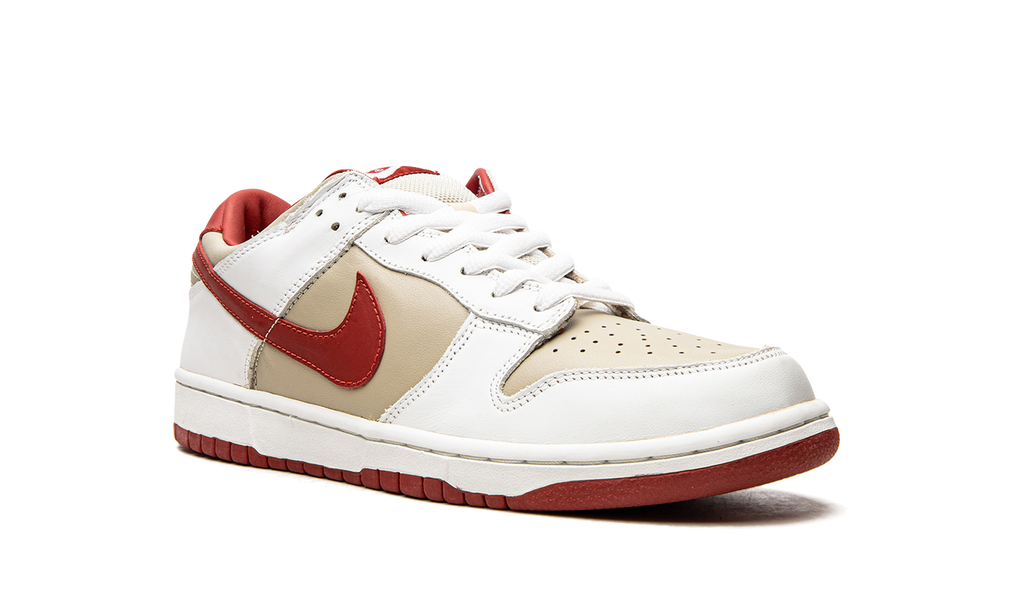 DUNK LO PRO MNS WMNS"Light Stone Varsity Red"