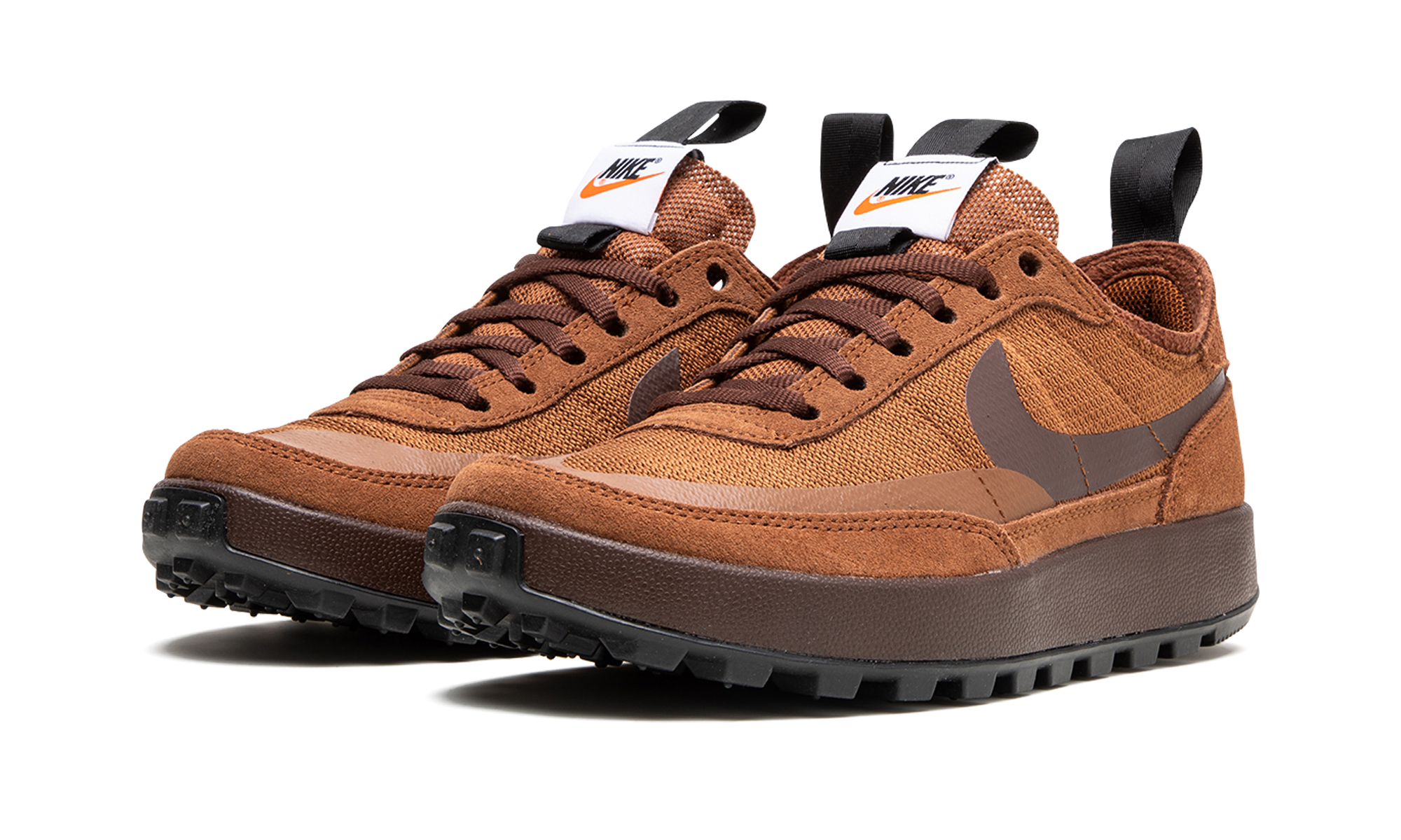 GENERAL PURPOSE SHOE WMNS"Tom Sachs - Field Brown" DA6672 201