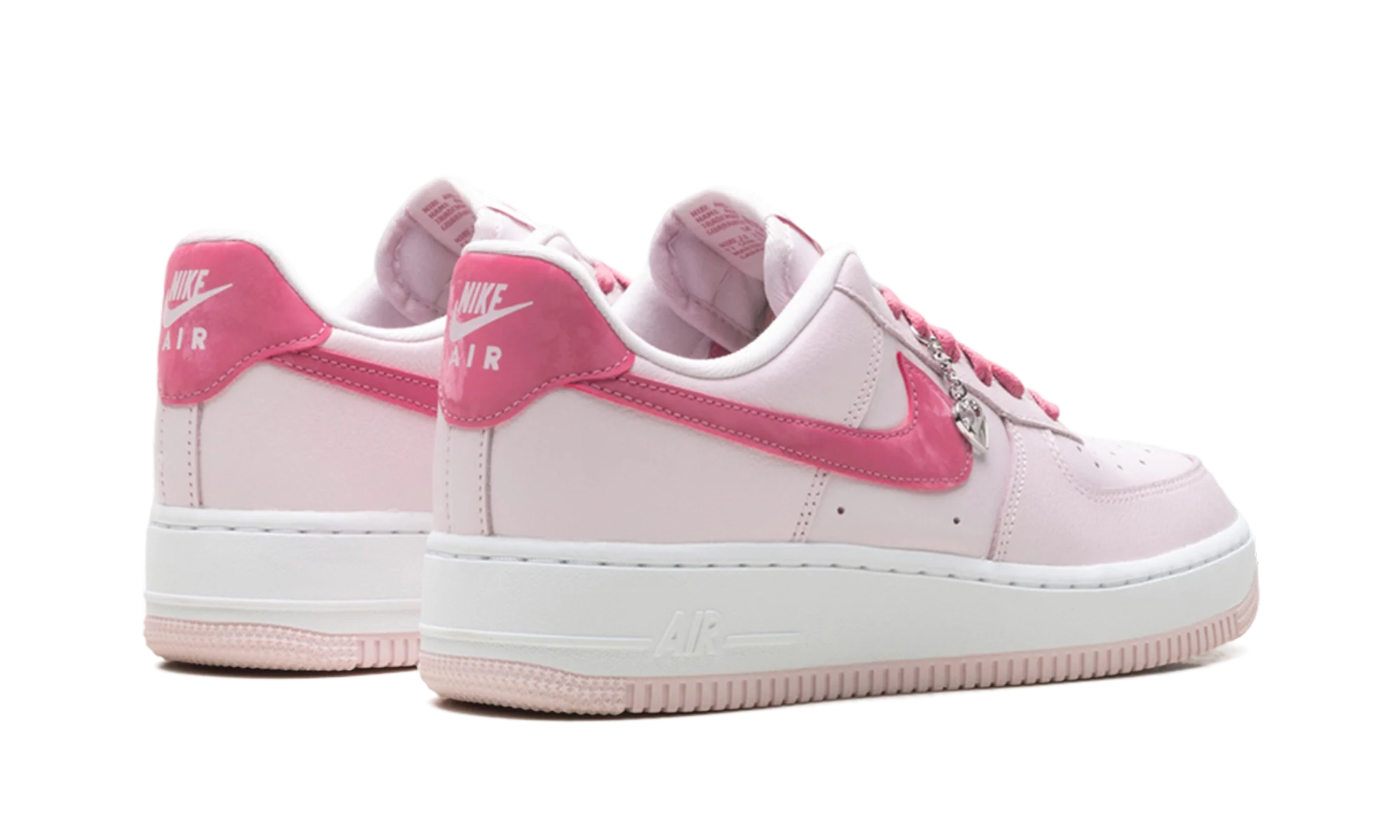 Air Force 1 Low WMNS "Valentine's Day (2026)" IO8755 600