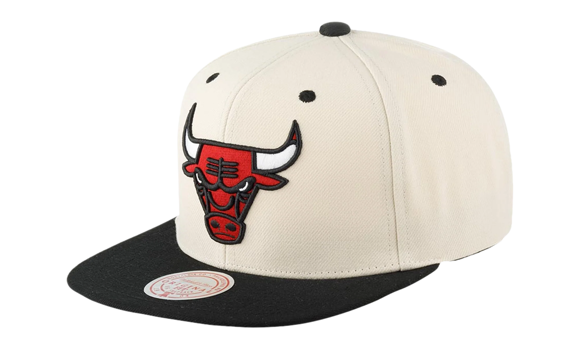 NBA Sail 2 Tone Snapback Cap "Chicago Bulls - Off White" 6HSSLD21078 CBUOFWH