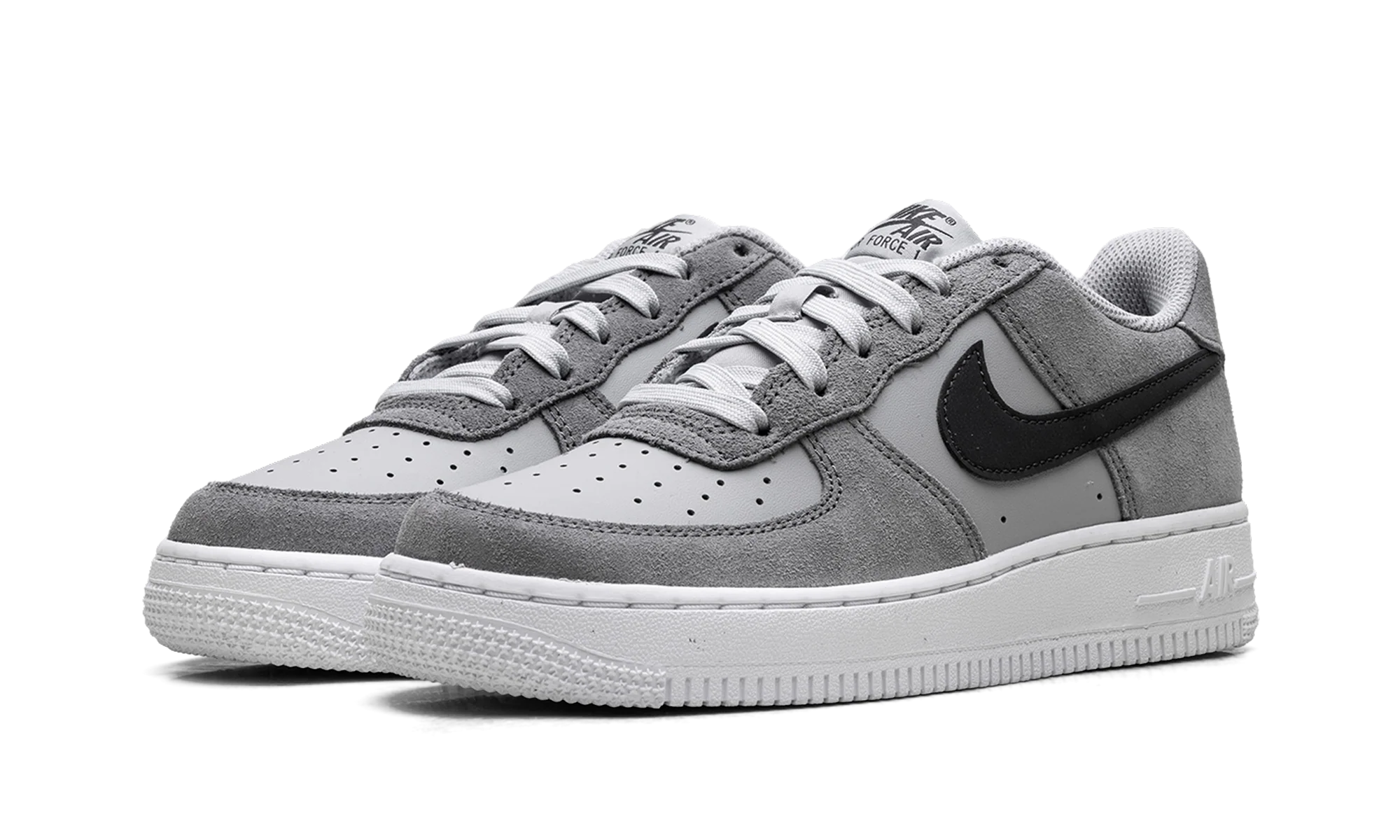 Air Force 1 GS "Smoke grey" IQ2743 001