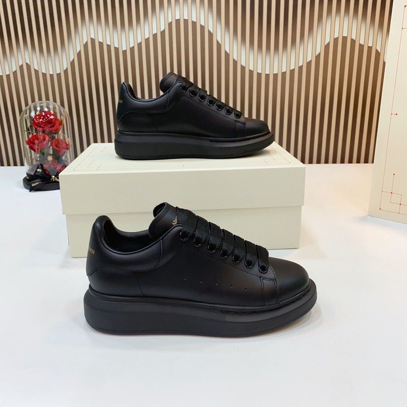 Oversized Black
