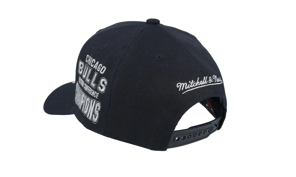 NBA Beautiful Chaos Pro Snapback Cap "Chicago Bulls - Black" HP9553 CBUBLCK
