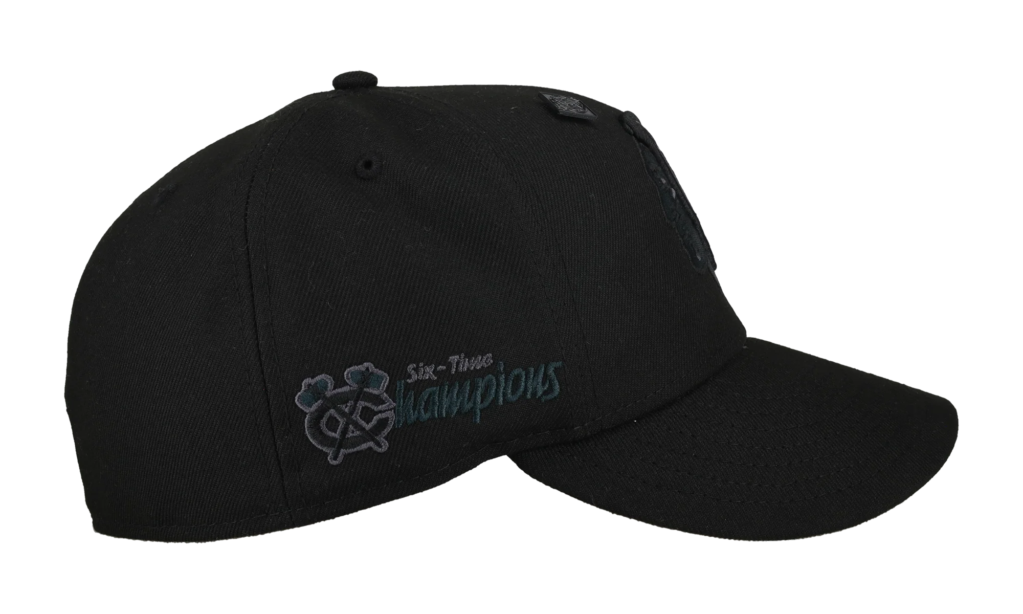 59FIFTY Chicago Black Hawks Six Time Champions Fitted Hat "Blackout" NE429