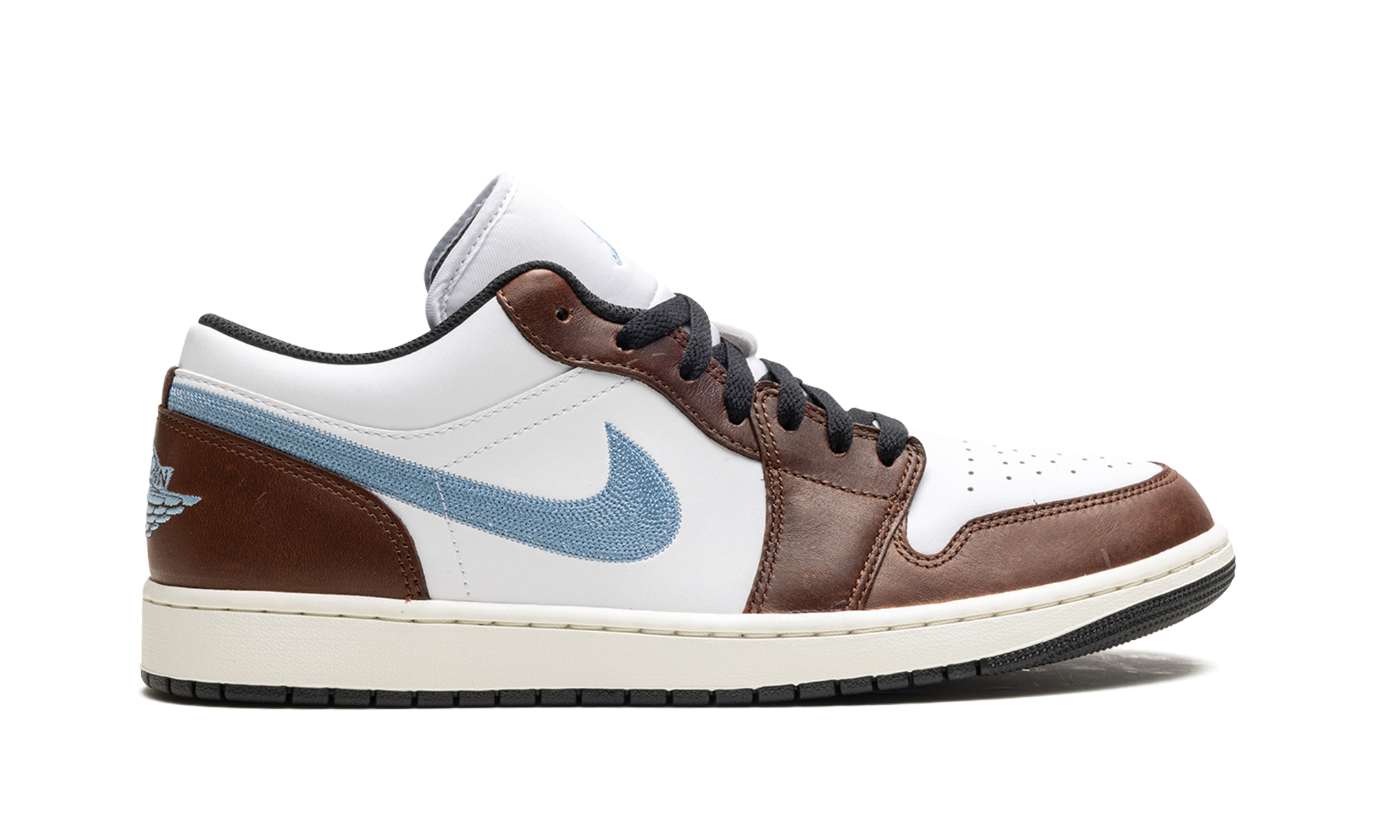 1 Low SE "Embroidered Swoosh - Mocha" FQ7832 142