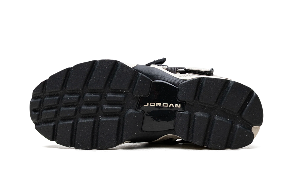 Jordan Trunner LX WMNS "Light Orewood Brown" HQ2164 102