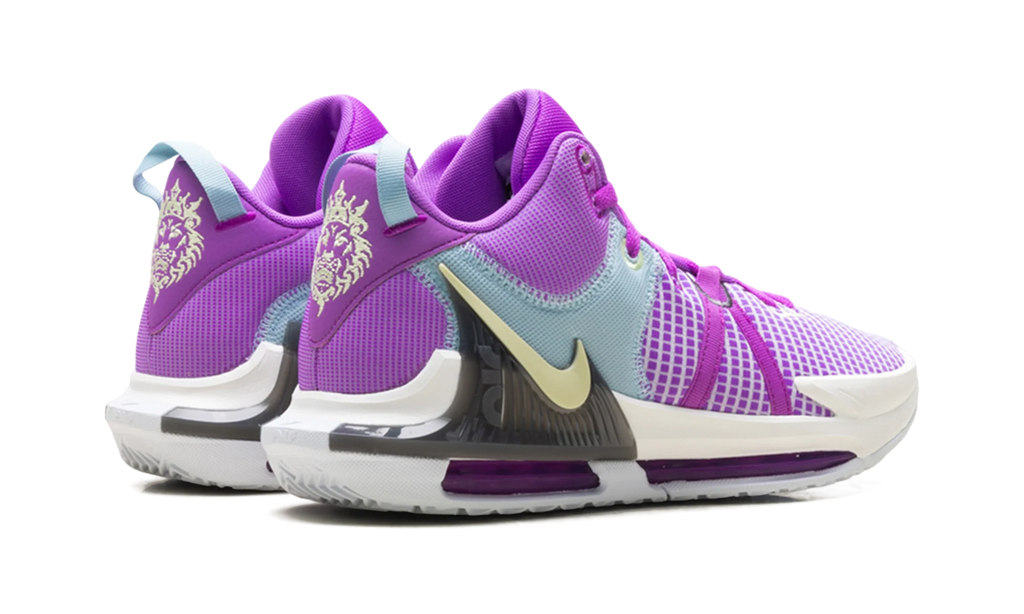 LeBron Witness 7 "Fuchsia Dream" DM1123 500
