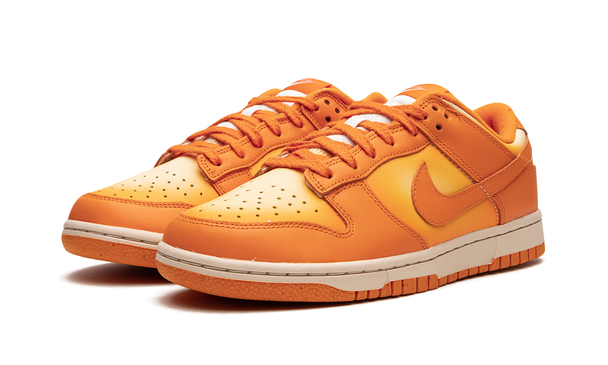 DUNK LO MNS WMNS"Magma Orange" DX2953 800