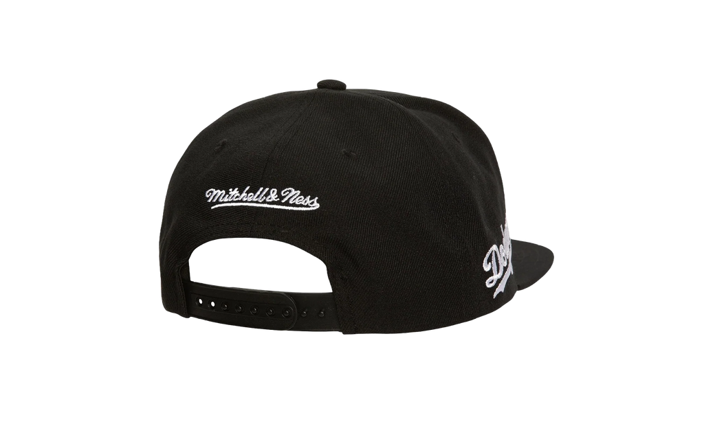 MLB Evergreen Black White Snapback Cap "Los Angeles Dodgers - Black" HS8544 LADBLCK