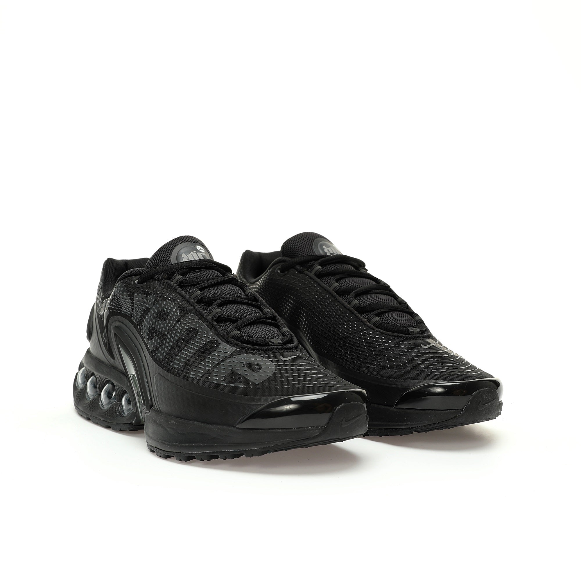 Max DN Supreme Black