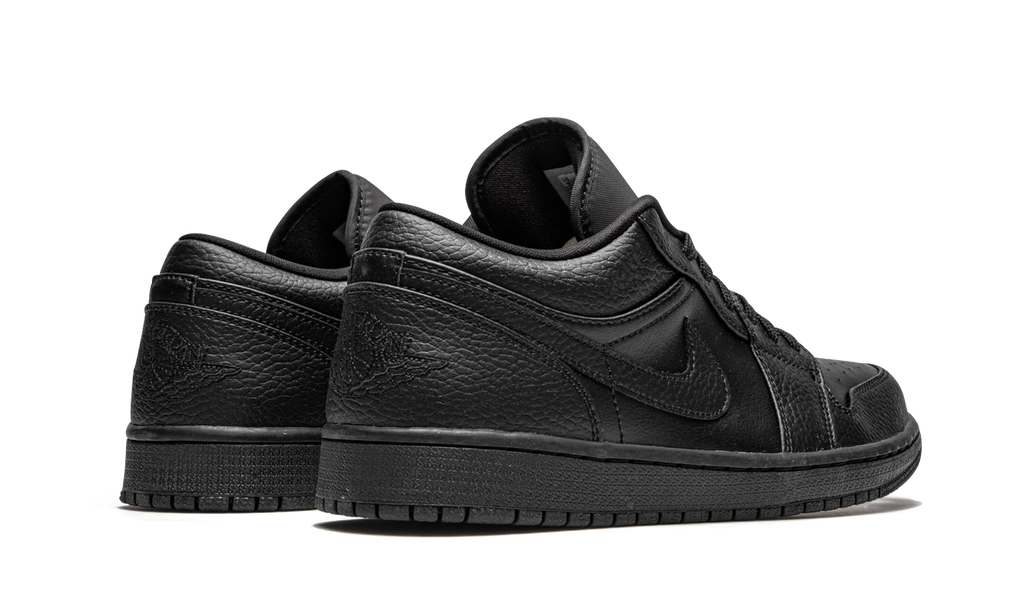 1 Low "Triple Black" 553558 091