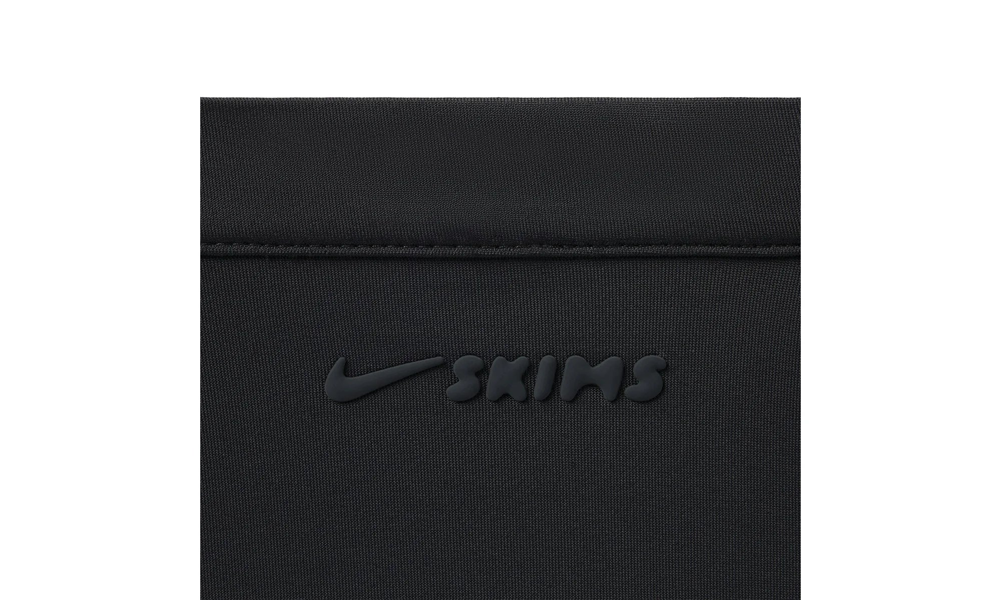 SHINE SCOOP NECK BRA TOP "Nike - Obsidian" SKM053