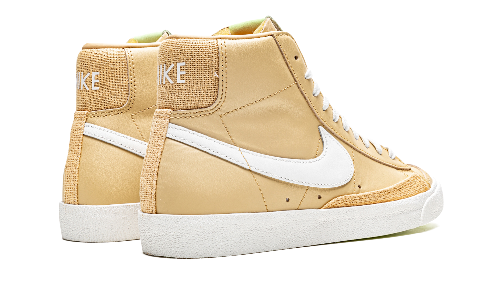 BLAZER MID'77 WMNS"Sesame" DD9679 200
