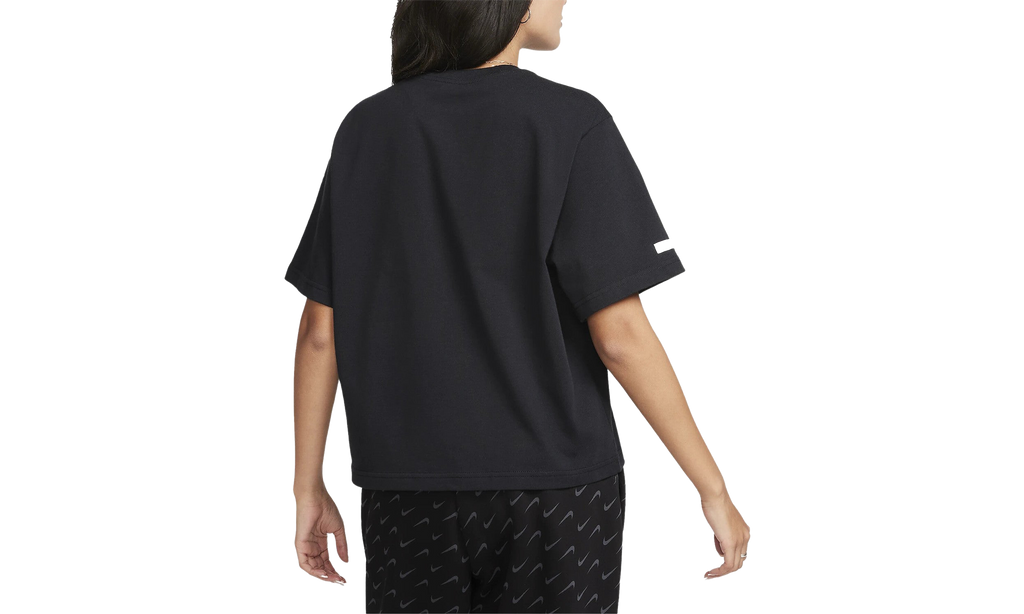 Sportswear Classic Women's T-shirt"BLACK" FQ6600 010
