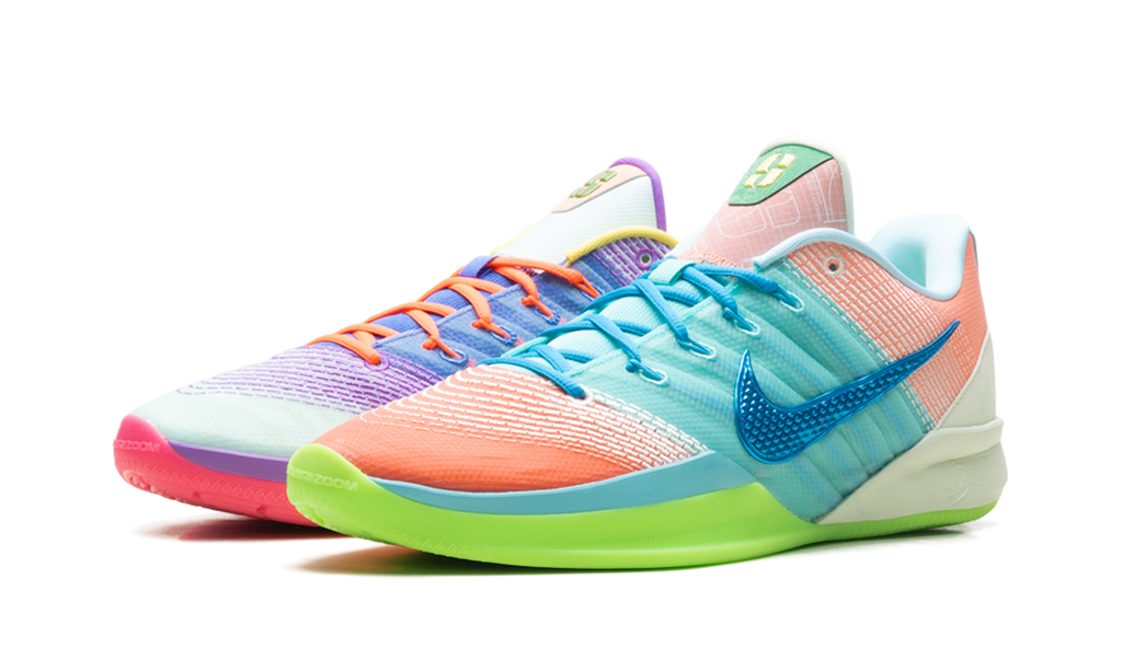 Sabrina 3 WMNS"What The" IO7845 300
