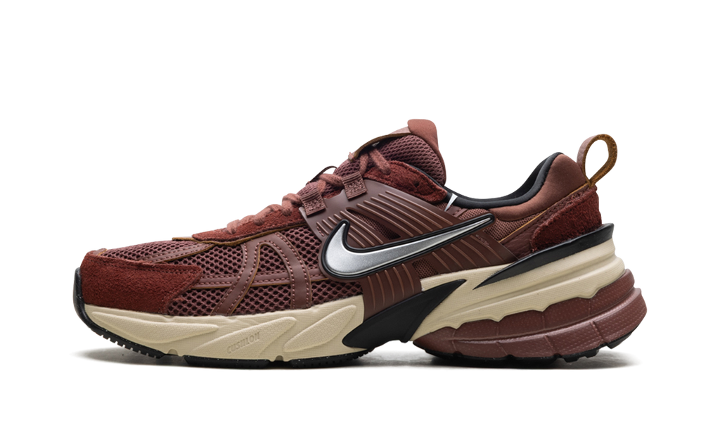 V2K Run WMNS"Red Sepia Dark Pony" FN6703 201