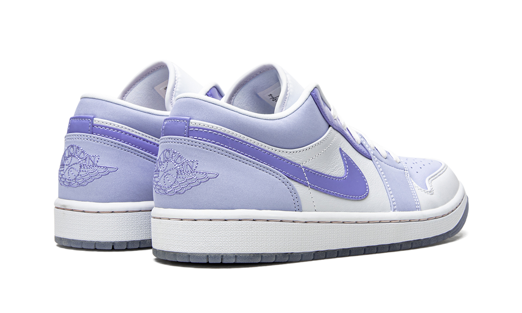 1 Low SE "Mighty Swooshers" DM5442 040