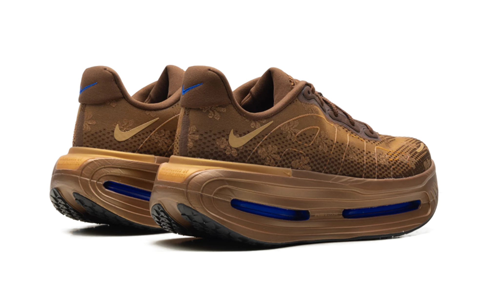 Vomero Premium WMNS "Flat Stout" IQ0028 200