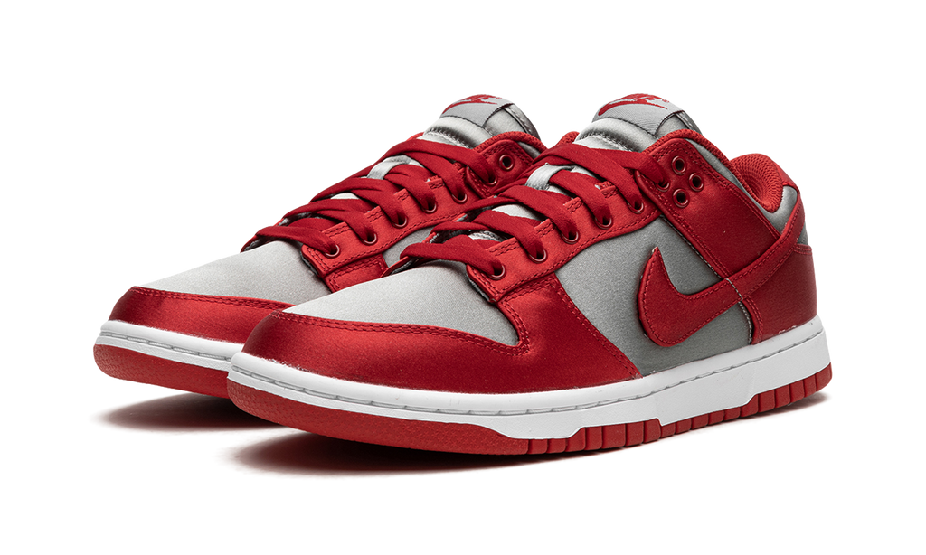 DUNK LOW WMNS"UNLV Satin" DX5931 001