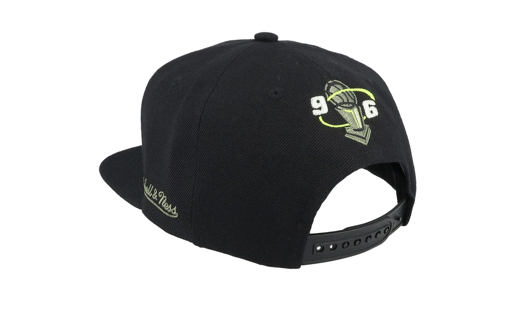 NBA Hardwood Classics 96 Champ Flipside Snapback Cap "Chicago Bulls - Black" HS8039 CBUBLCK