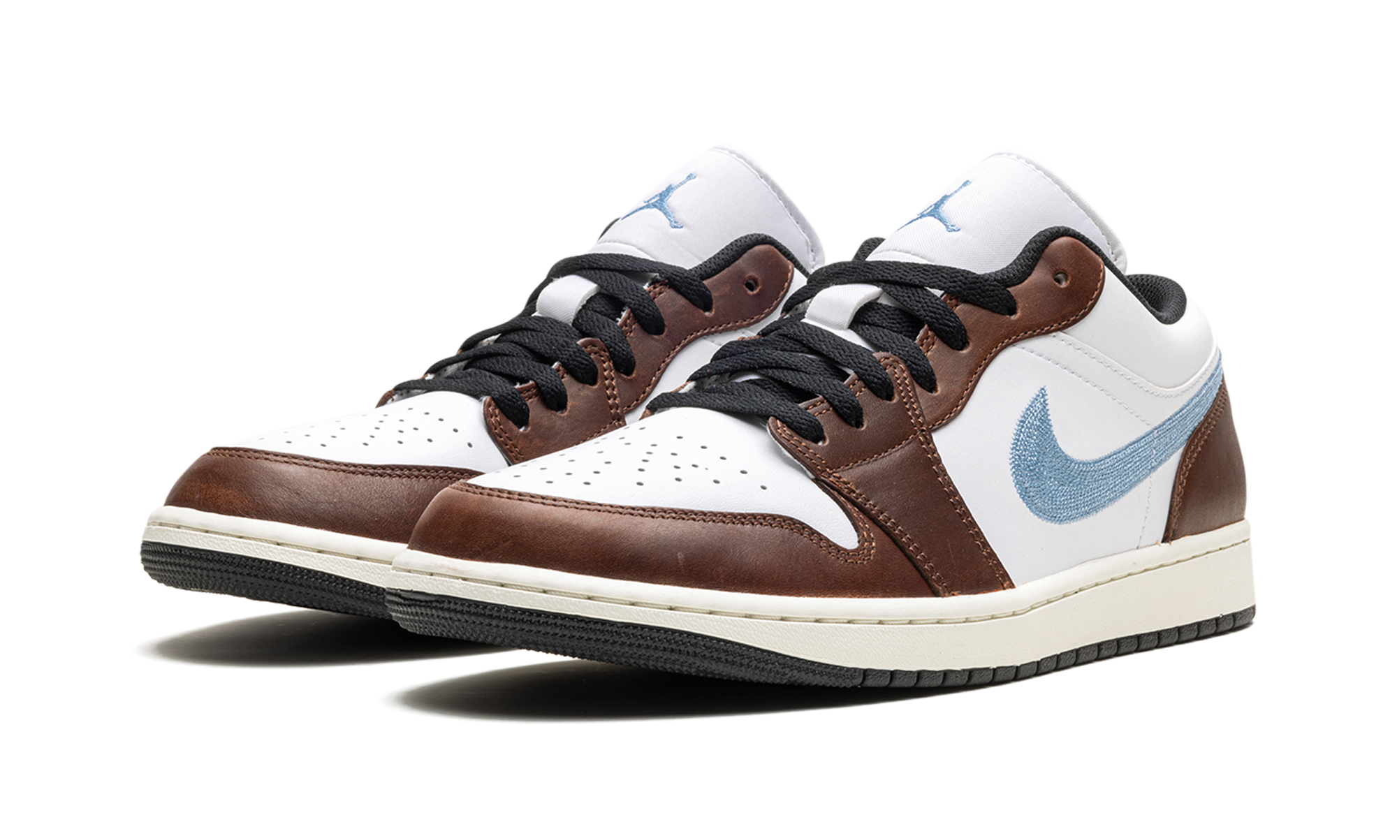 1 Low SE "Embroidered Swoosh - Mocha" FQ7832 142