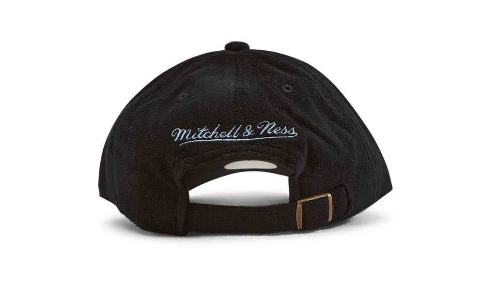 NCAA Terry Cloth Strapback Cap "North Carolina Tar Heels - Black" HLUX4525 UNCYYPPPBLCK