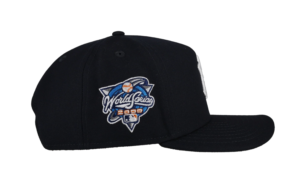 9FIFTY New York Yankees 2000 Team Color A Frame Snapback Hat "Black (Grey Brim)" NE480