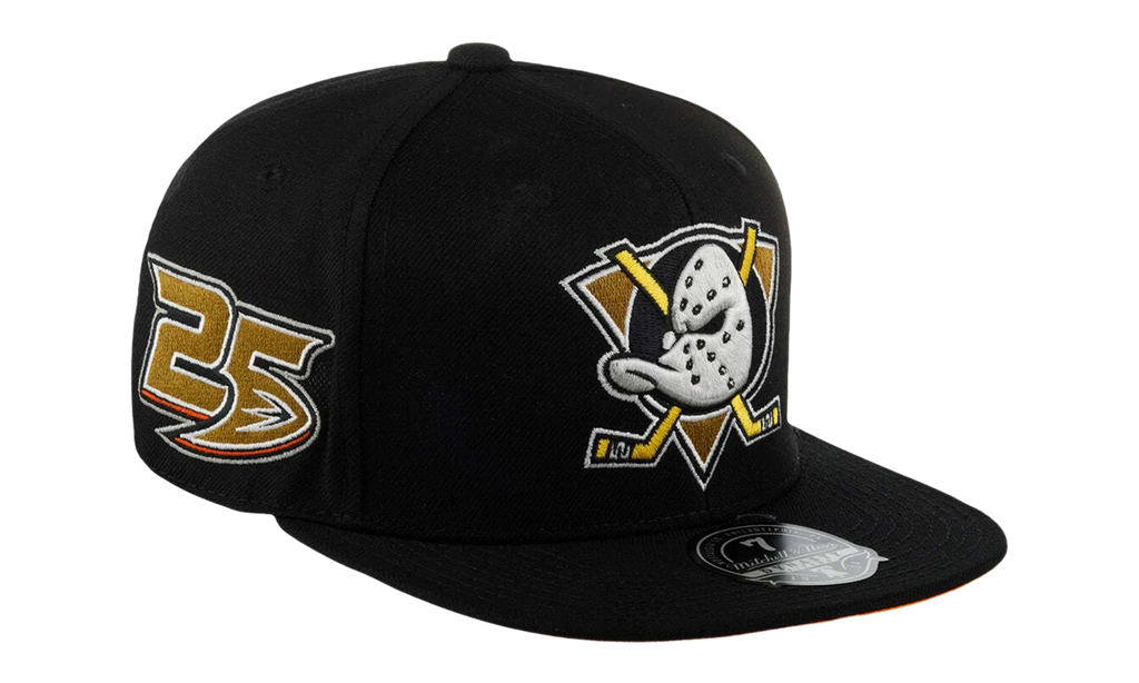 NHL Vintage Fitted Cap "Anaheim Ducks - Black" 6HSFSH22084 ADUBLCK
