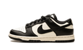 Dunk Low SE WMNS"Cherry Charms - Panda" HQ7487 100