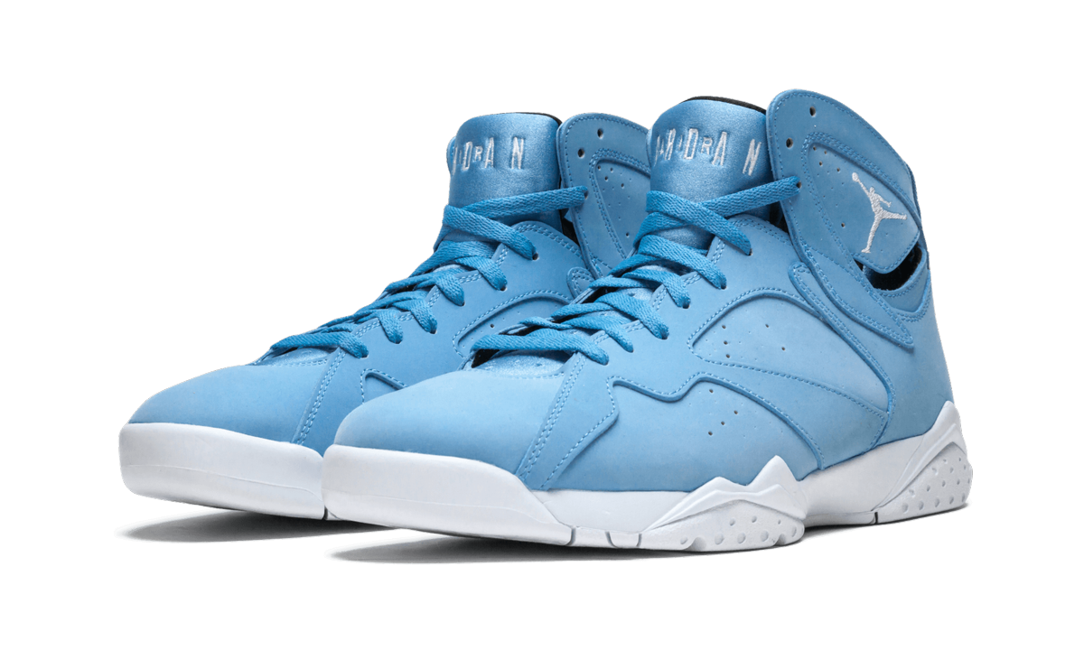7 Retro "Pantone" 304775 400