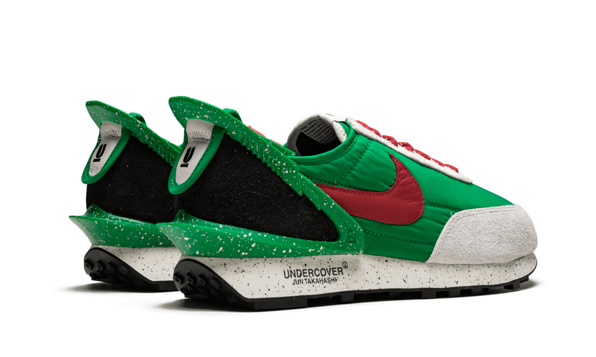DAYBREAK/ UNDERCOVER MNS WMNS"Undercover - Lucky Green" CJ3295 300