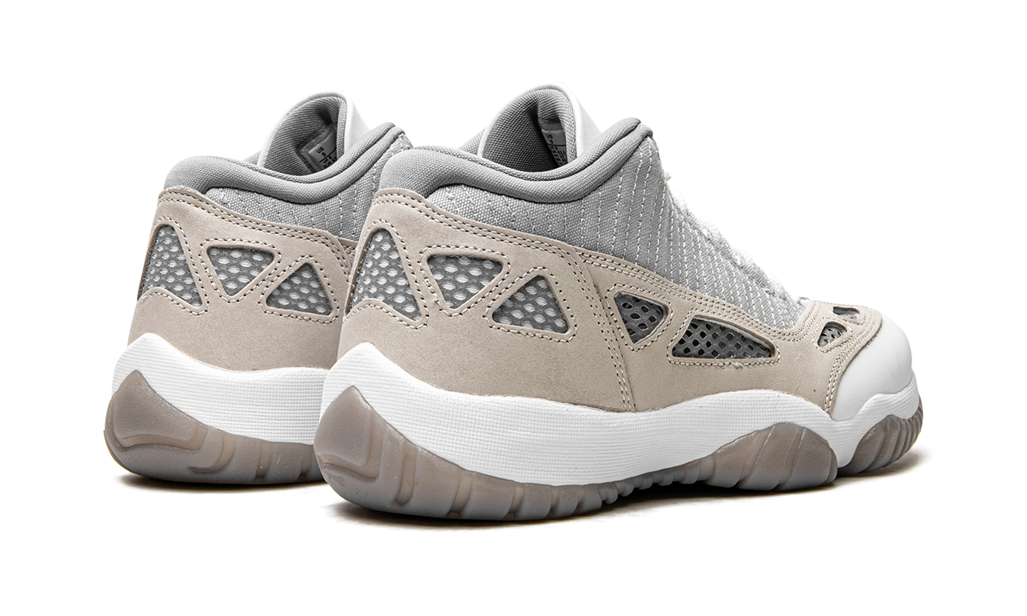 11 Retro Low IE "'Light Orewood Brown'" 919712 102