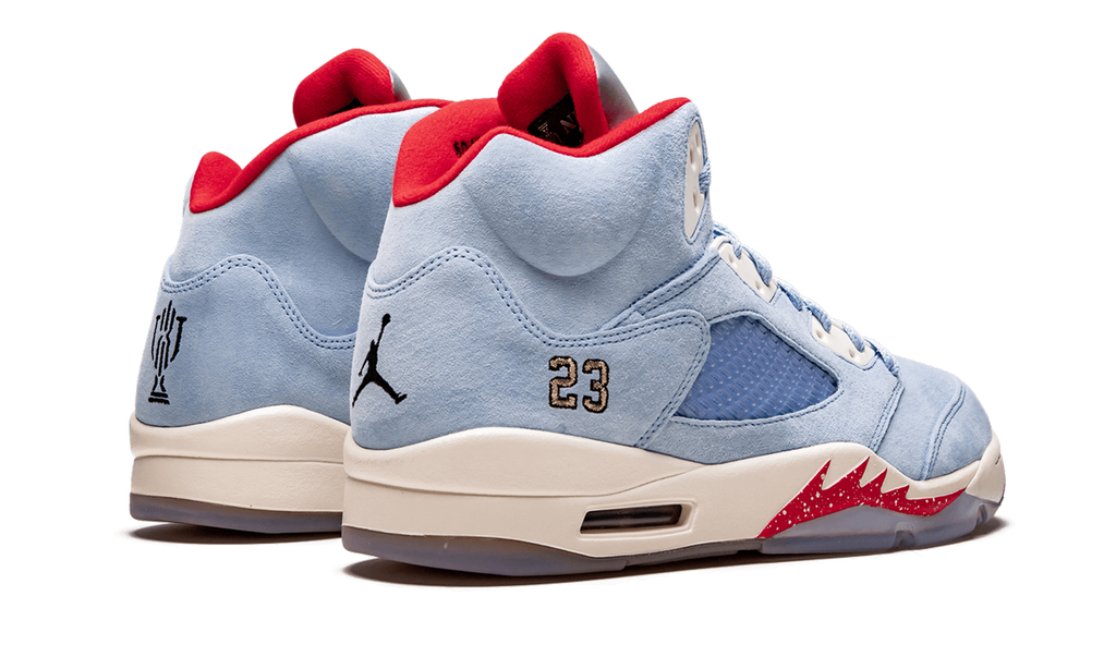 5 Retro "Trophy Room" CI1899 400
