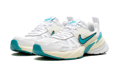 V2K Run WMNS"Dusty Cactus" FD0736 105