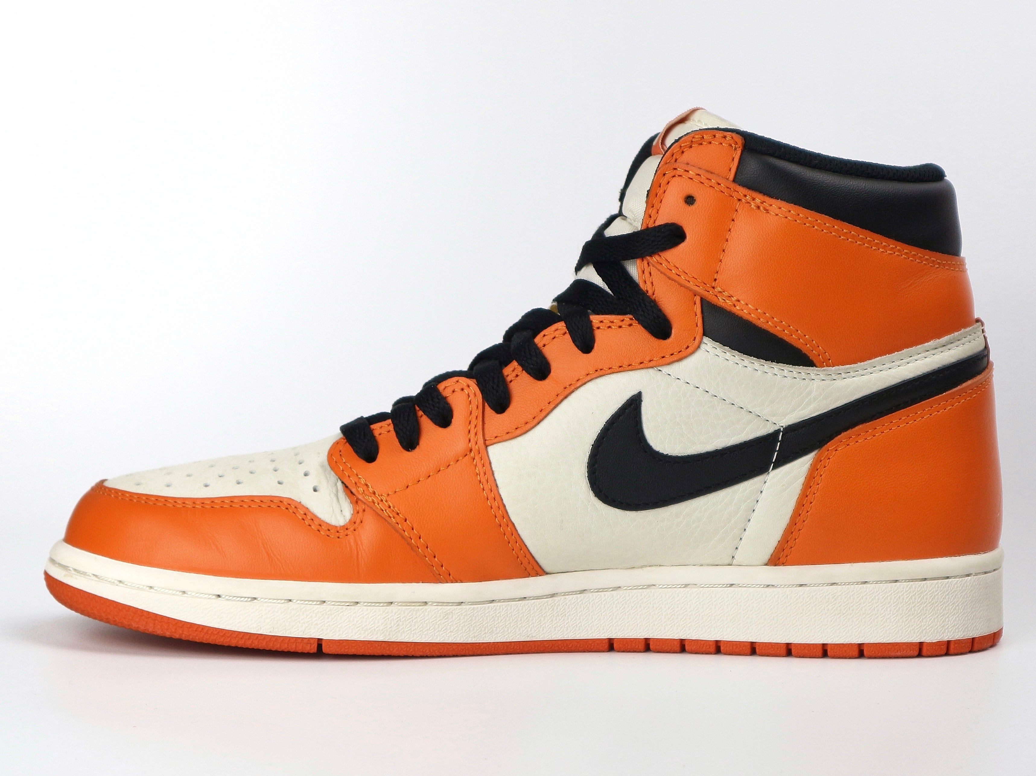 1 Retro Reverse Shattered Backboard VNDS