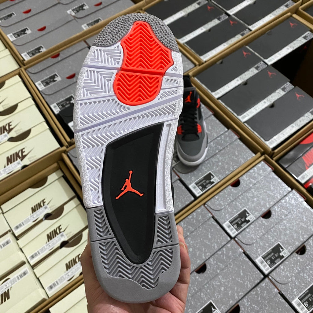 4 Retro Infrared