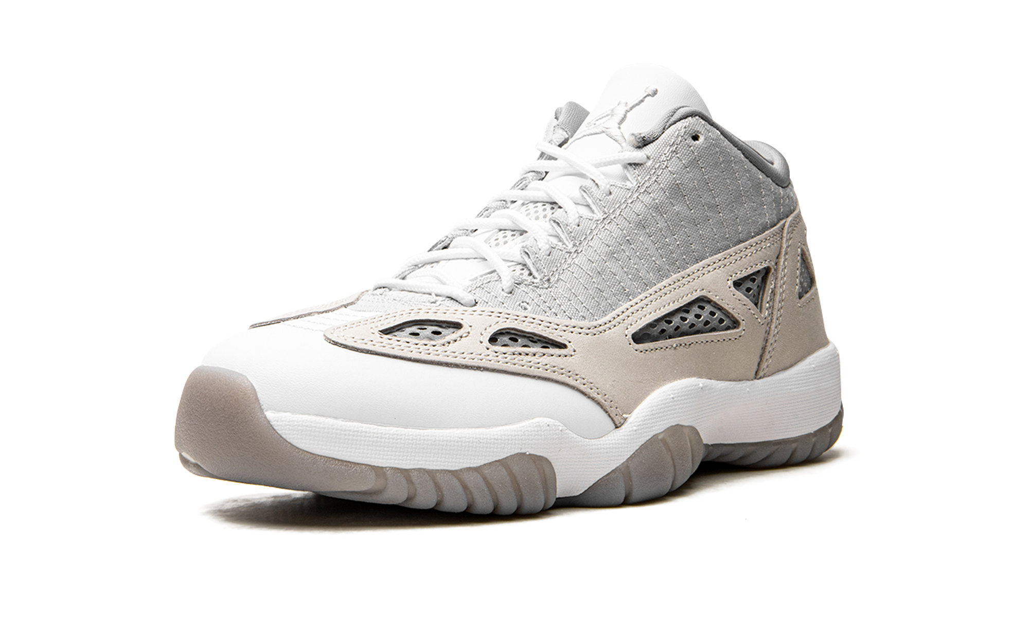11 Retro Low IE "'Light Orewood Brown'" 919712 102
