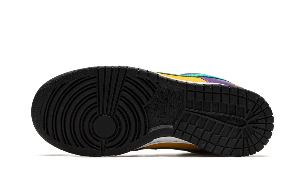 DUNK LOW WMNS"Lisa Leslie" DO9581 500